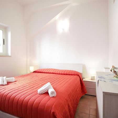 Holidaycasa Sebastiano - Grazioso Bilocale A 150 Mt Dal Mare Sperlonga Ngoại thất bức ảnh