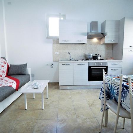Holidaycasa Sebastiano - Grazioso Bilocale A 150 Mt Dal Mare Sperlonga Ngoại thất bức ảnh