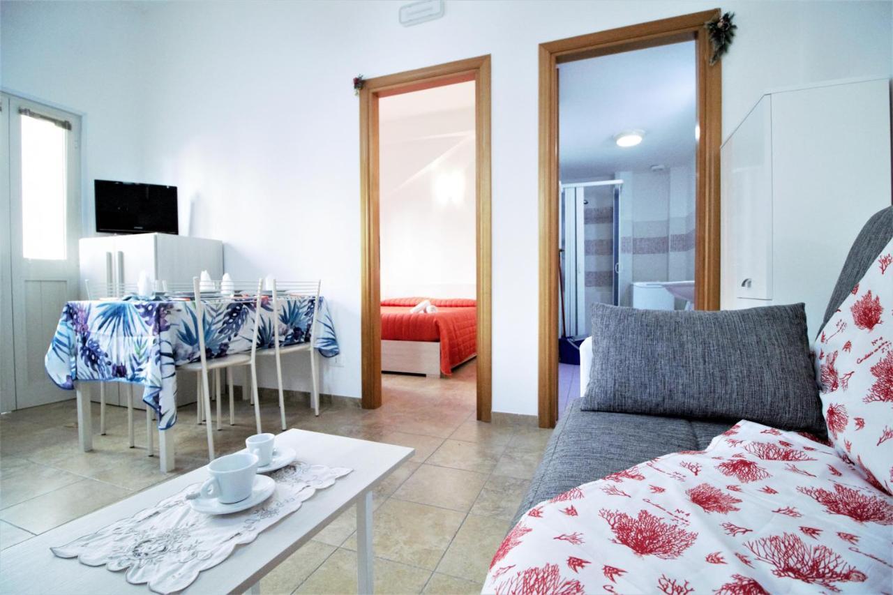 Holidaycasa Sebastiano - Grazioso Bilocale A 150 Mt Dal Mare Sperlonga Ngoại thất bức ảnh