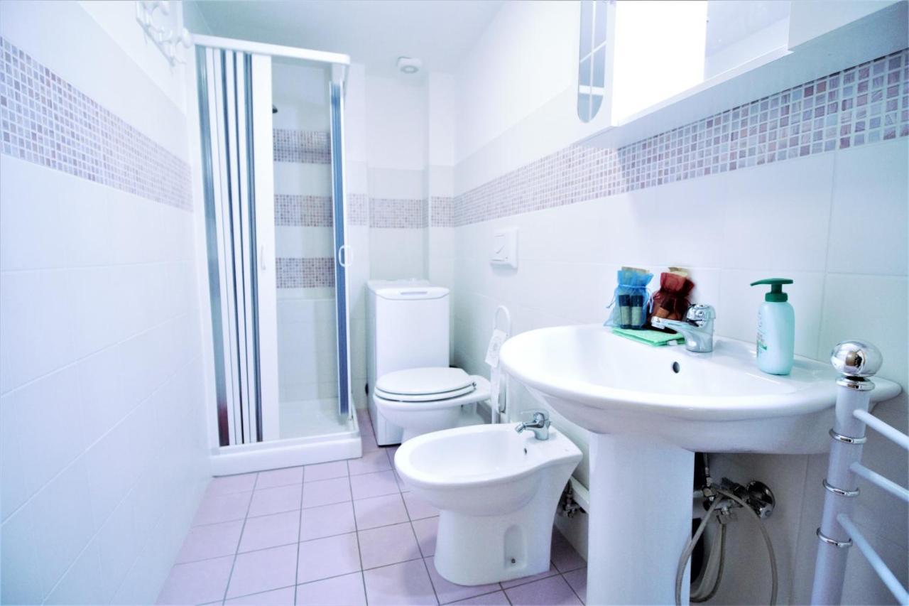 Holidaycasa Sebastiano - Grazioso Bilocale A 150 Mt Dal Mare Sperlonga Ngoại thất bức ảnh