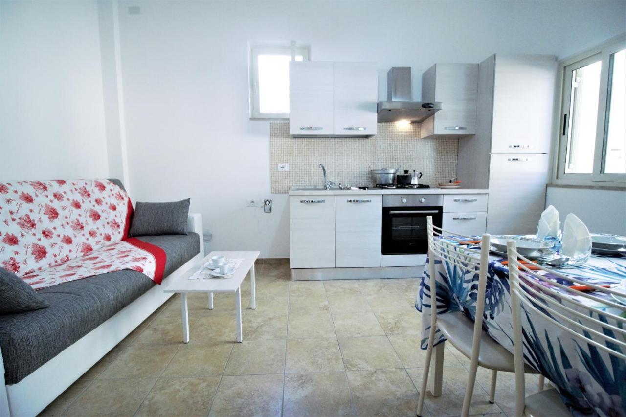 Holidaycasa Sebastiano - Grazioso Bilocale A 150 Mt Dal Mare Sperlonga Ngoại thất bức ảnh